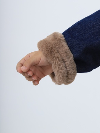 Джинсовая куртка с мехом