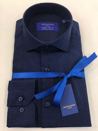 Erkeklerin gömlekleri