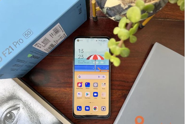 Oppo F21 Pro 5G مقفلة من المصنع ببطاقتي SIM