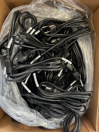 10000 x СИЛОВОЙ КАБЕЛЬ МИКС VGA, DVI, USB, C13, C5, C7