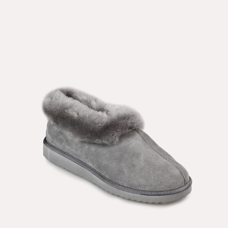 Женские домашние тапочки