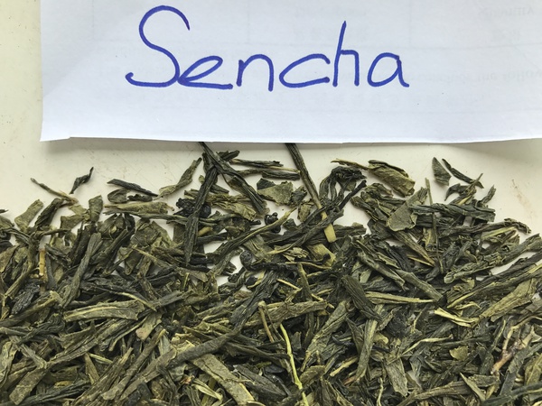 зеленый чай, черный чай, желтый чай, темный чай, белый чай,  жасминовый чай, специальный чай и небольшие упаковки чая, чайные пакетики, растворимый чайный порошок, чайная еда, экстракты и т. д.,