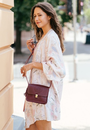 Кожаная женская бохо-сумка Лилу бордовая Krast