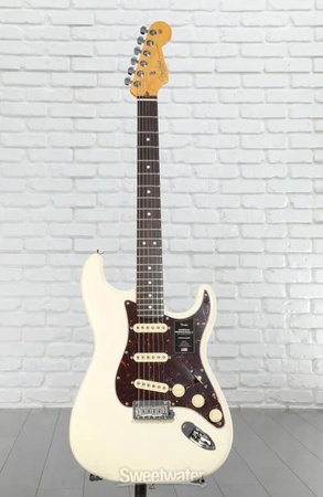 Best Electric Fender American Professional II Stratocaster Guitar.