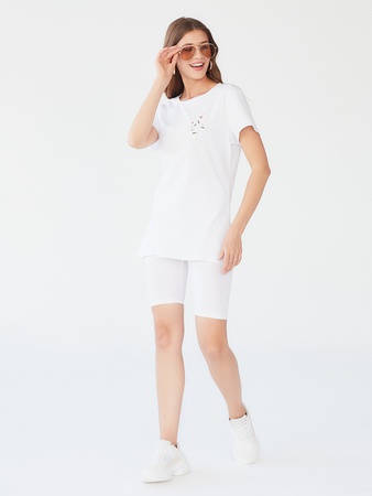 Футболка оверсайз с вышивкой