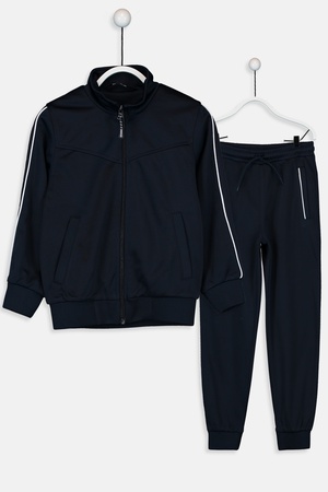 TAYT, EŞOFMAN, T-SHİRT, ZIBIN BEBEK TULUM, ELBİSE, ÇORAP, İÇ ÇAMAŞIRI, ÇOCUK ERKEK KADIN EŞOFMAN, PİJAMA