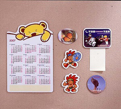 Магнитные наклейки