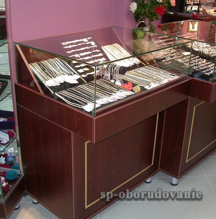 Ювелирные прилавки и витрины из стекла и лдсп