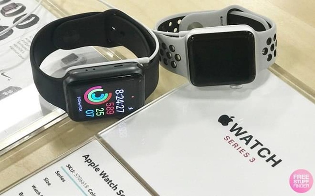Apple Watch Series 3 Cellular, 42 мм, алюминиевый корпус, серый космос, спортивный ремешок черного цвета