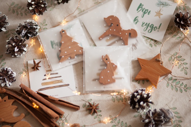 Игрушка на ёлку из бука