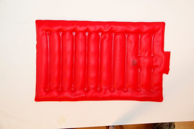 Грелки солевые саморазогревающиеся многократного использования.