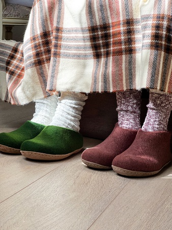 Войлочные тапочки SANDYQ