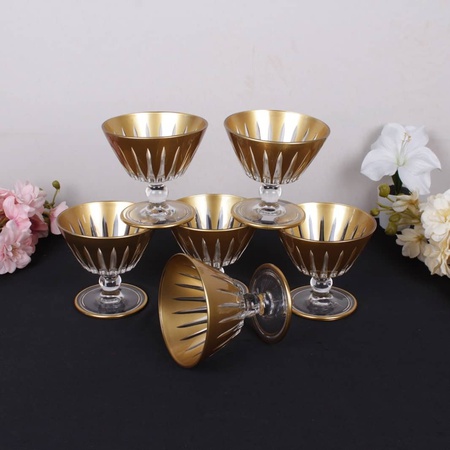 Миски для мороженого со стеклянными ножками