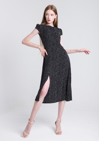 Платье миди с закрытой спиной