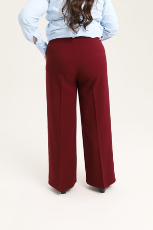 Классические брюки большого размера