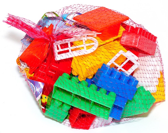 Oyuncakları ambalajlamak için file kılıf