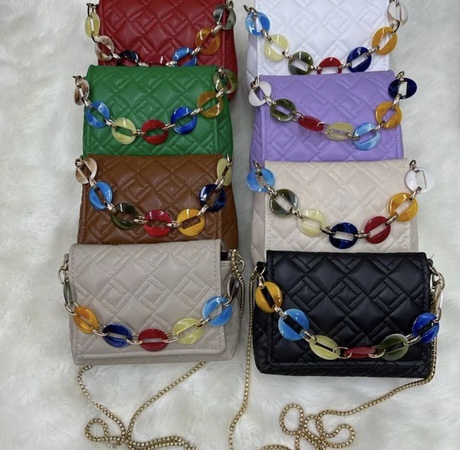 женская сумка разных цветов