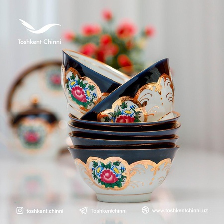 Фарфоровые изделия