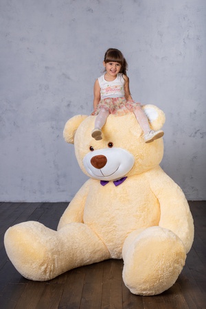 Огромный мягкий плюшевый медведь Yarokuz Уильям 250 см Персиковый