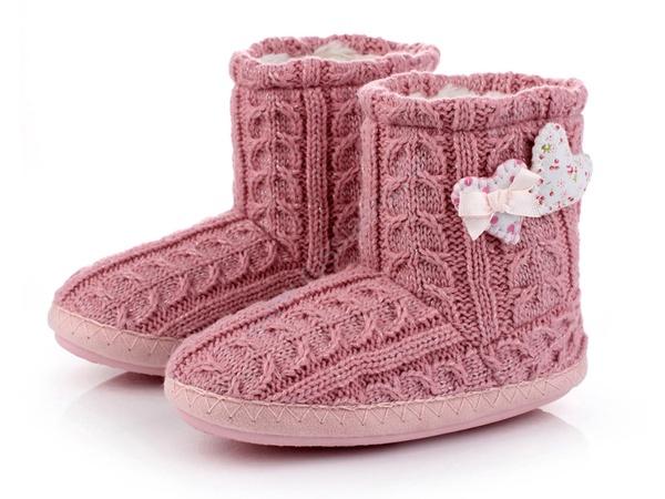 Cапожки с помпонами G-146