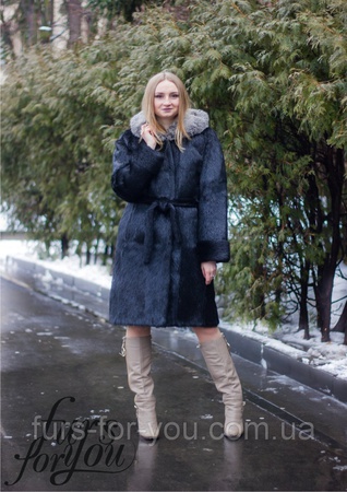 Шуба-халат из нутрии с опушкой из кроля