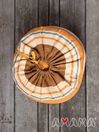 Подушка Путешественница, шоколадная гамма