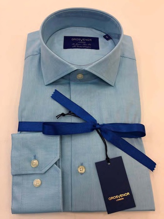 Erkeklerin gömlekleri