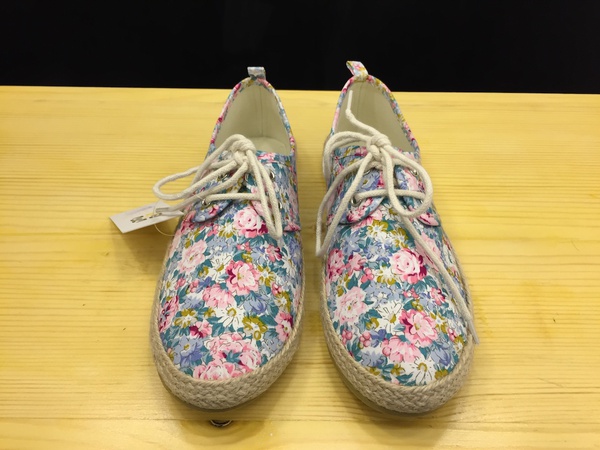 Women stylish footwears