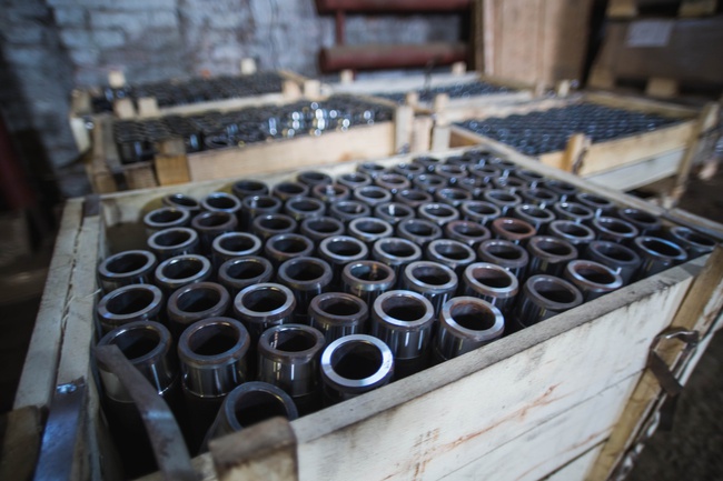 Запасные части для гусеничных тракторов, бульдозеров и экскаваторов