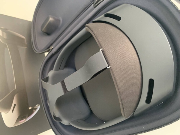 Microsoft HoloLens 2 — гарнитура AR VR MR