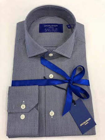 Erkeklerin gömlekleri