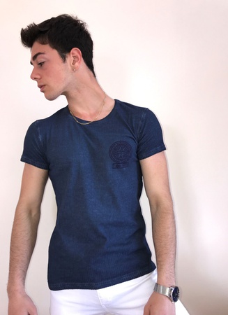 МОДЕЛЬ 2094 МУЖСКАЯ ФУТБОЛКА С ПРИНТОМ