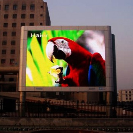 Outdoor LED screens
