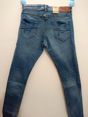 Мужские рваные стрейч-джинсы в винтажном стиле Edc.