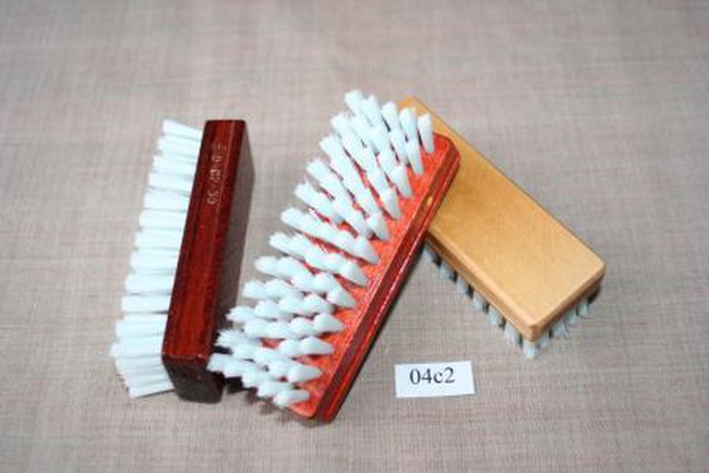 щетка одежная