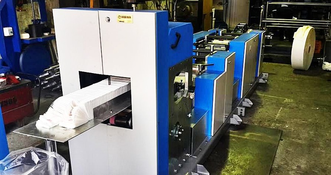 Станок для изготовления салфетки (Napkin Machine).