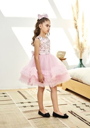 Kızlar için Zarif Parti Elbisesi