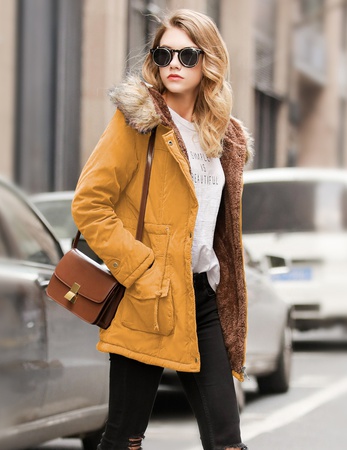 Новый Модный Плюс Размер 16 Цветов Толстые Пиджаки Твердый Меховой Воротник Зимние Парки Женские Пальто