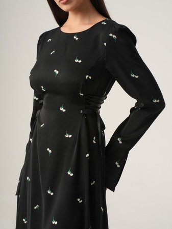 Женское длинное платье