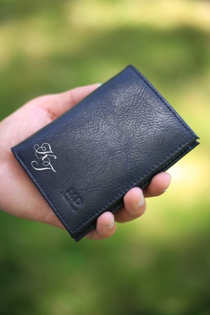 Новогодние свитшоты и худи; часы, кошельки, клатчи