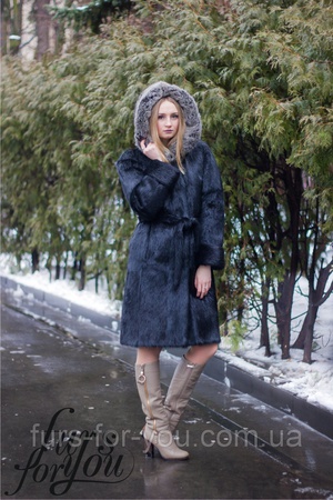 Шуба-халат из нутрии с опушкой из кроля