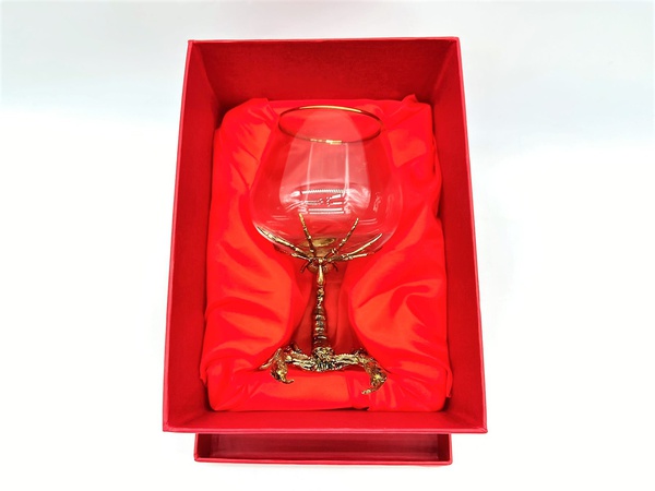 Akrep konyak bardağı