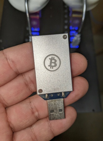 ASIC Miner Block Erupter Bitcoin Miner USB Stick 330 MH/s Серебристый Красный Синий Золотой