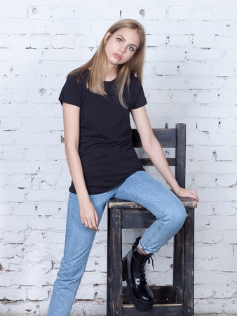 Женская футболка