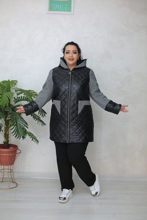 Куртка ветровка