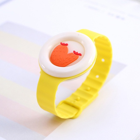 Uçucu yağlar içeren sivrisinek kovucu bileklik