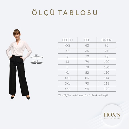 Классические черные брюки стандартного размера с поясом и карманами