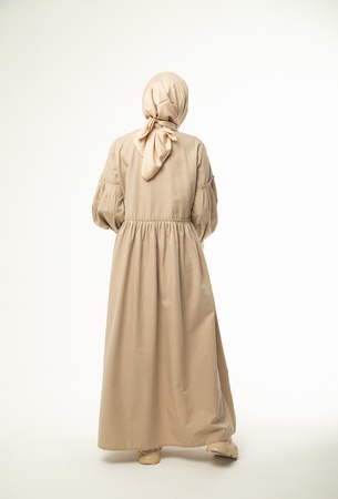 Balon kollu ve pilili elbise (10)