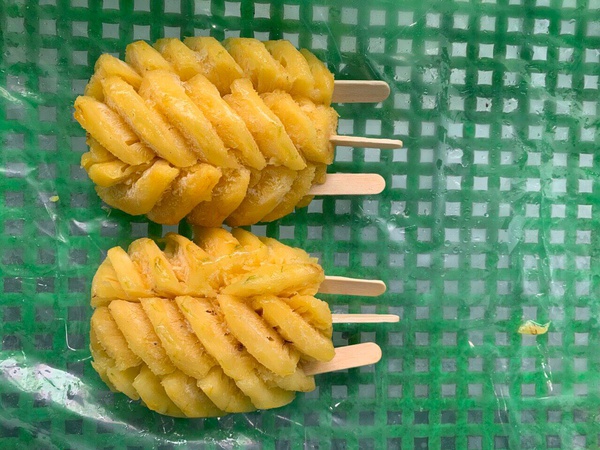 Vietnam. Frozen fruit, semi-finished productю