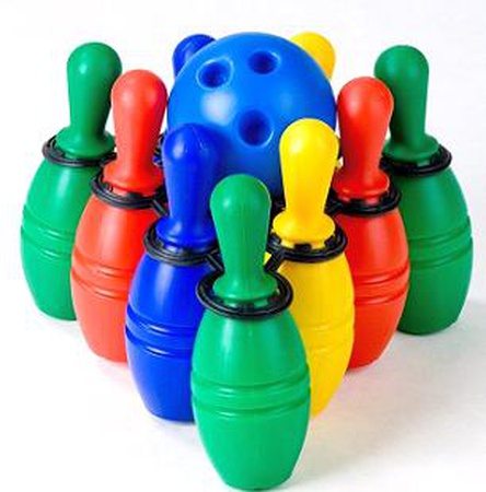 Игрушка пластмассовая "КЕГЛИ"